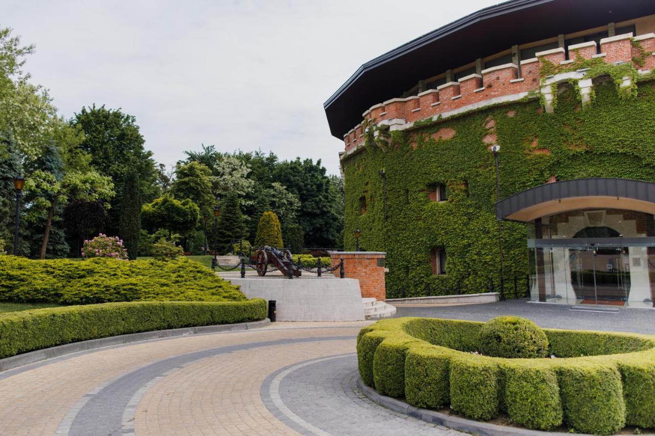 Citadel Gastro Boutique Hotel Lviv Eksteriør bilde